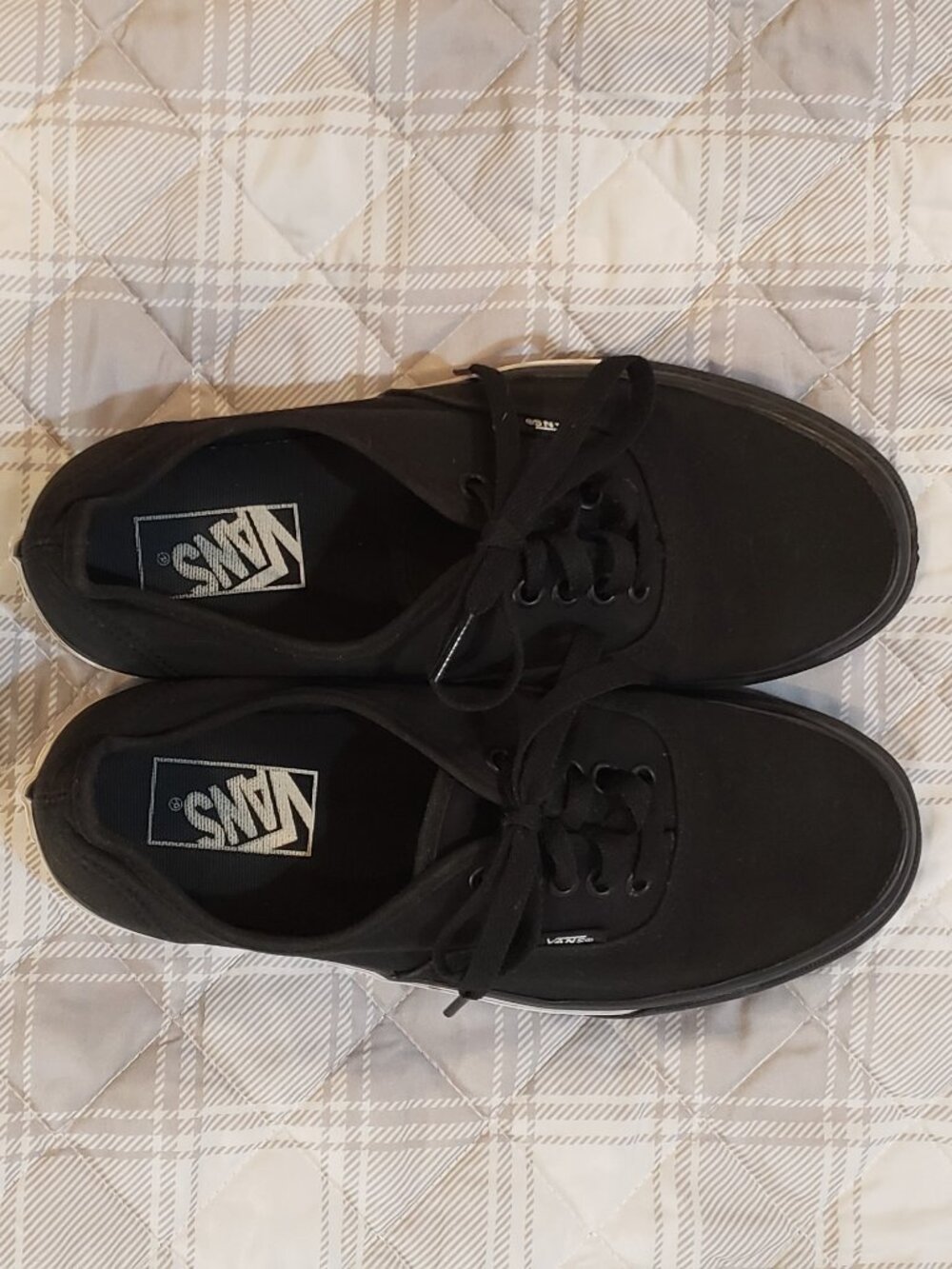 Vans Authentic Mono Bumper Black/White size 6.5 men - 8 women